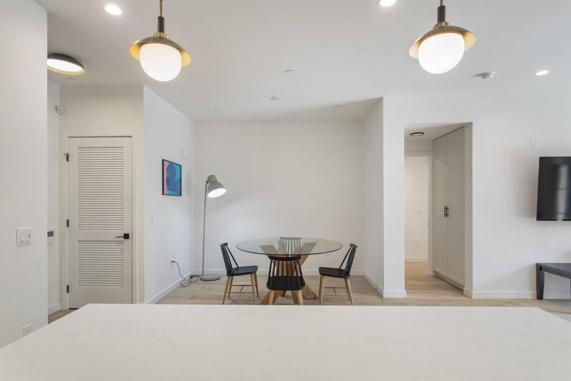 The Hills Property Management Los Angeles Exterior photo