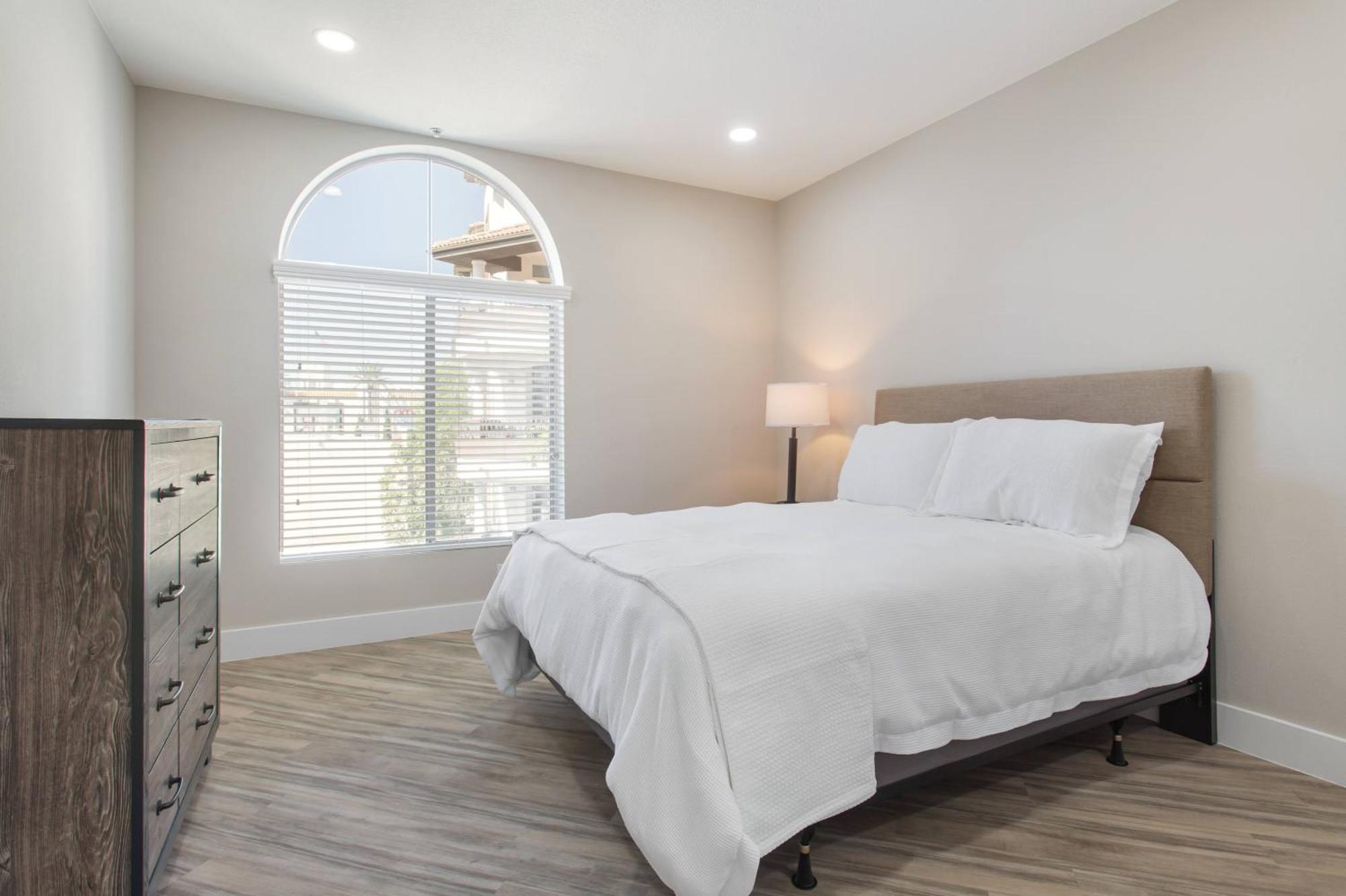 The Hills Property Management Los Angeles Exterior photo