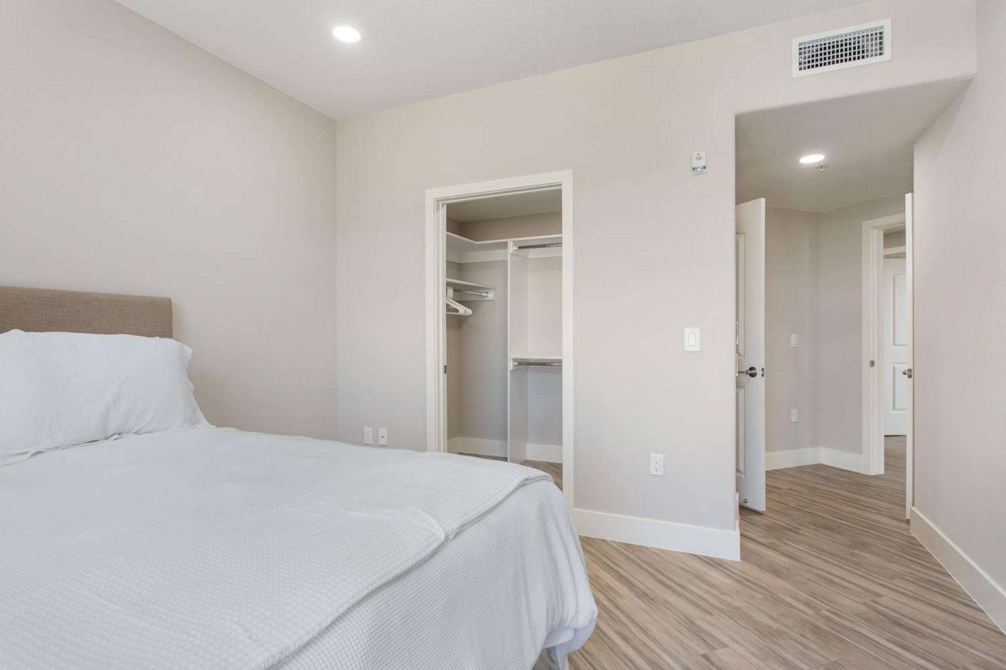The Hills Property Management Los Angeles Exterior photo
