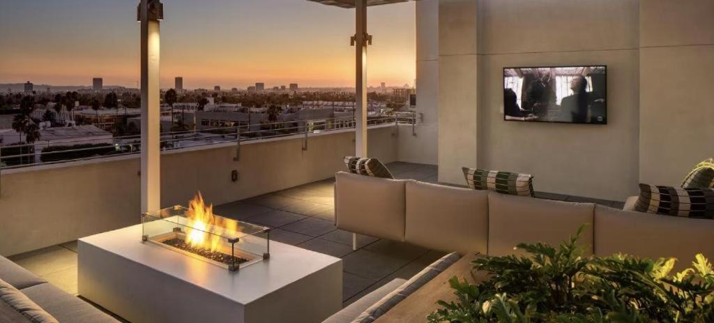 The Hills Property Management Los Angeles Exterior photo